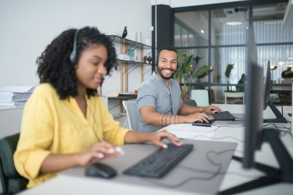 Pourquoi opter pour des racks de magasin d'occasion ? Avantages et Conseils