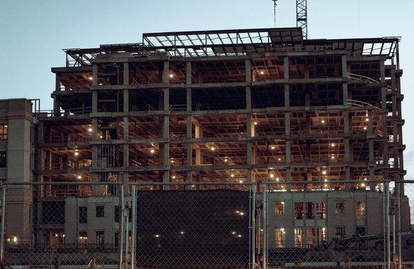 Quelles sont les étapes à suivre pour la construction de charpente métallique ?